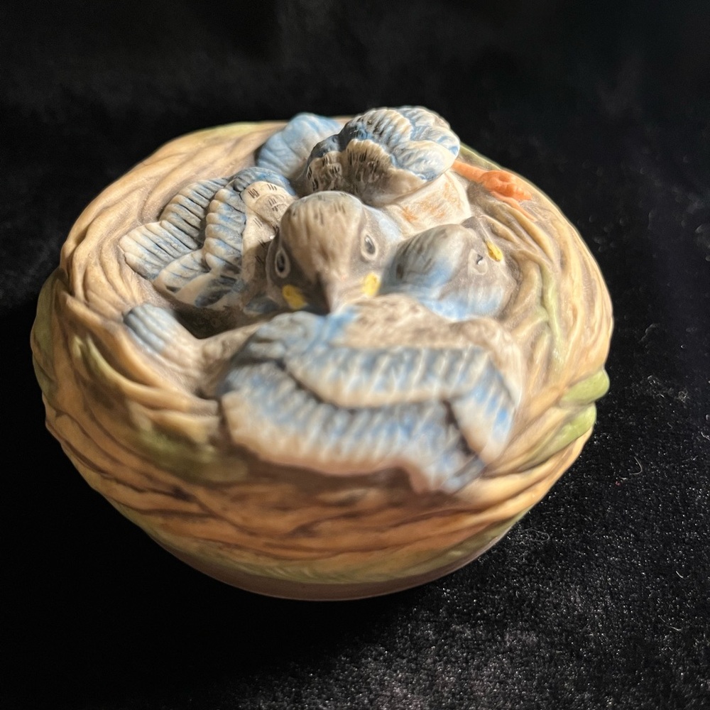 Vintage Boehm Baby Buntings Porcelain Figurine